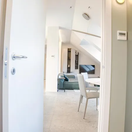 Corso Vittorio Emanuele Stunning Penthouse - Exclusive Living In * Milano